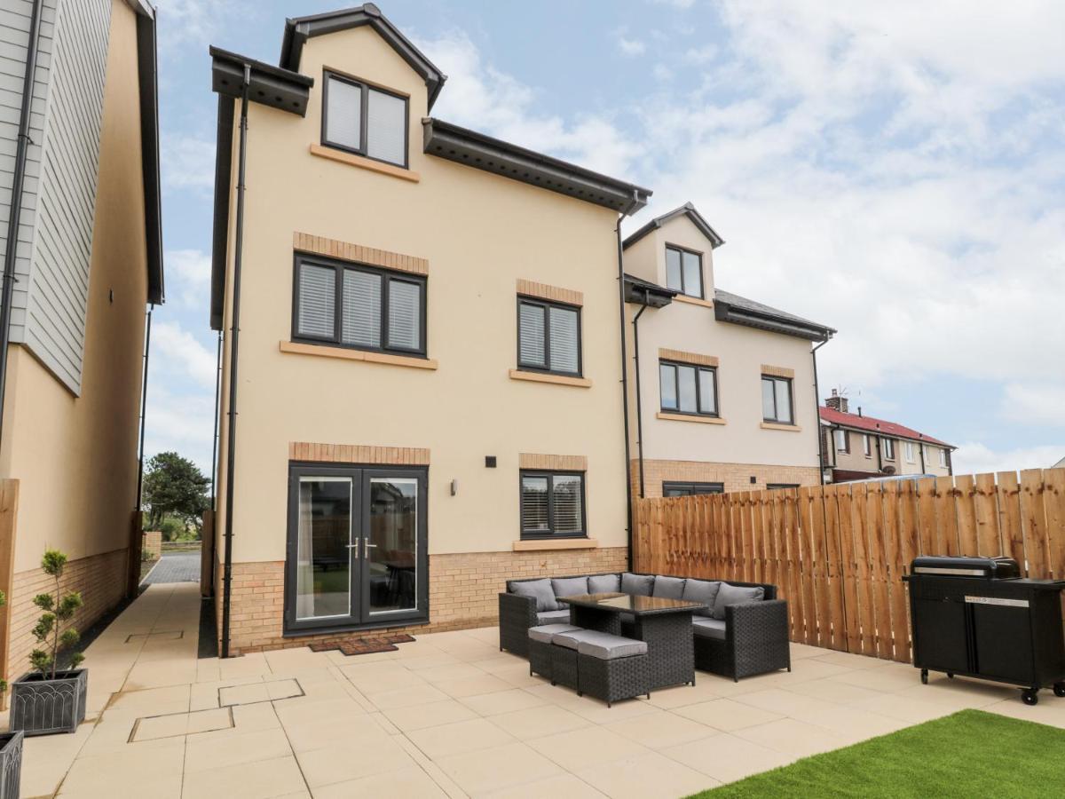 Amble Views Morpeth Exterior foto