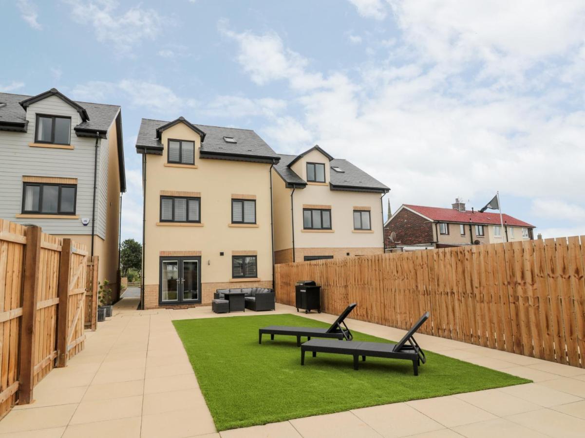 Amble Views Morpeth Exterior foto